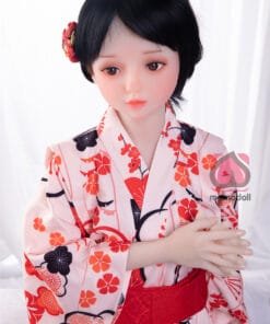 Japanese-Mini-Sex-Doll-2