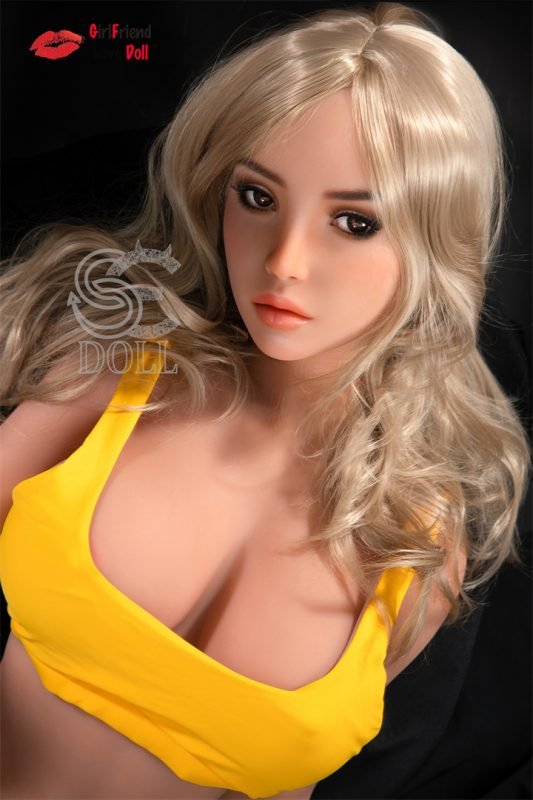 Playing-With-Sex-Doll-7