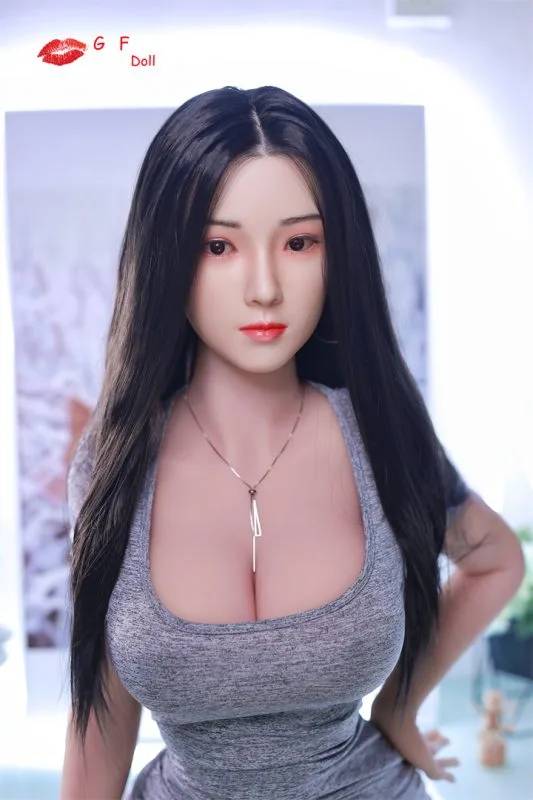 Real-Life-Like-Sex-Doll-2